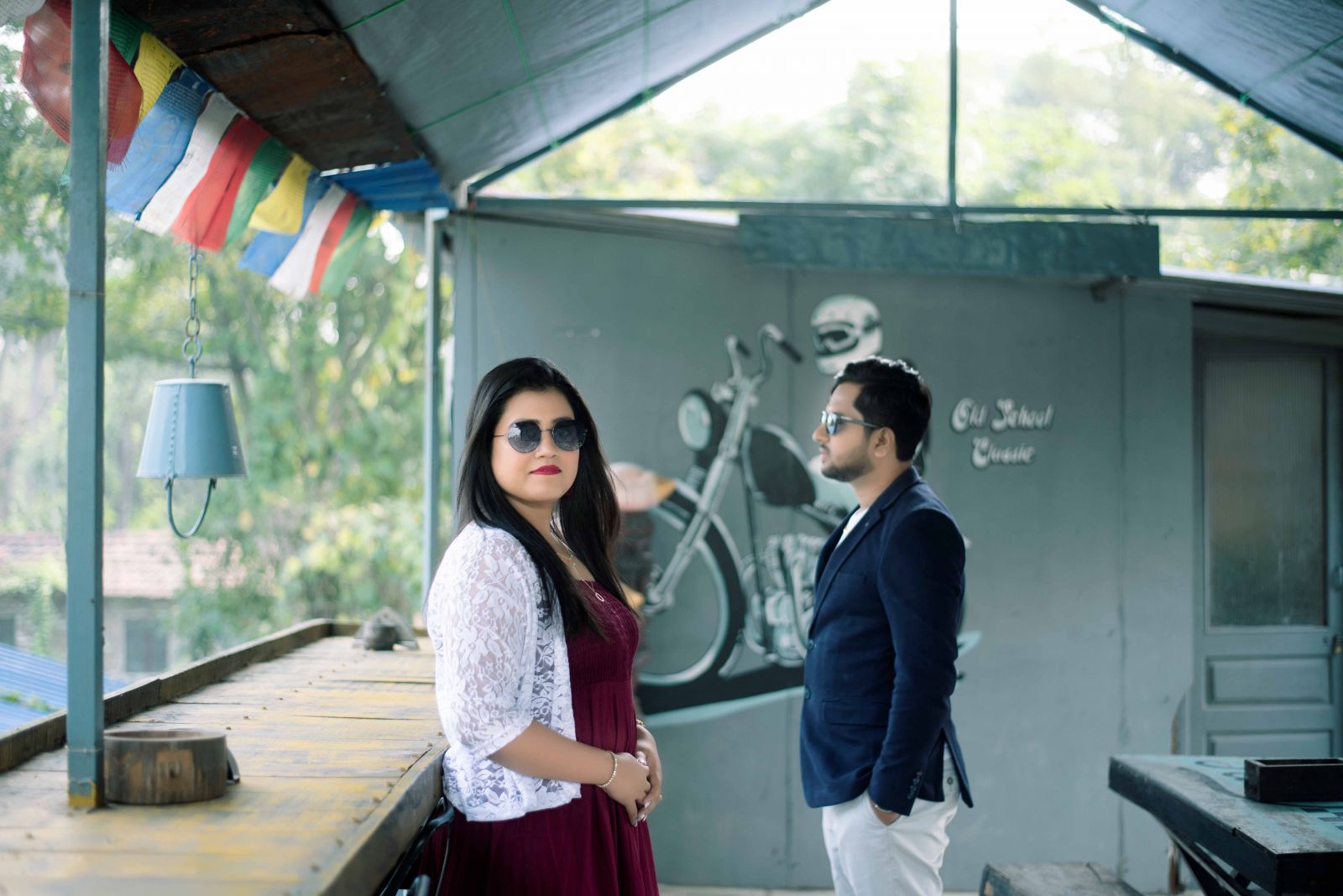 Pre wedding in Kolkata cafe